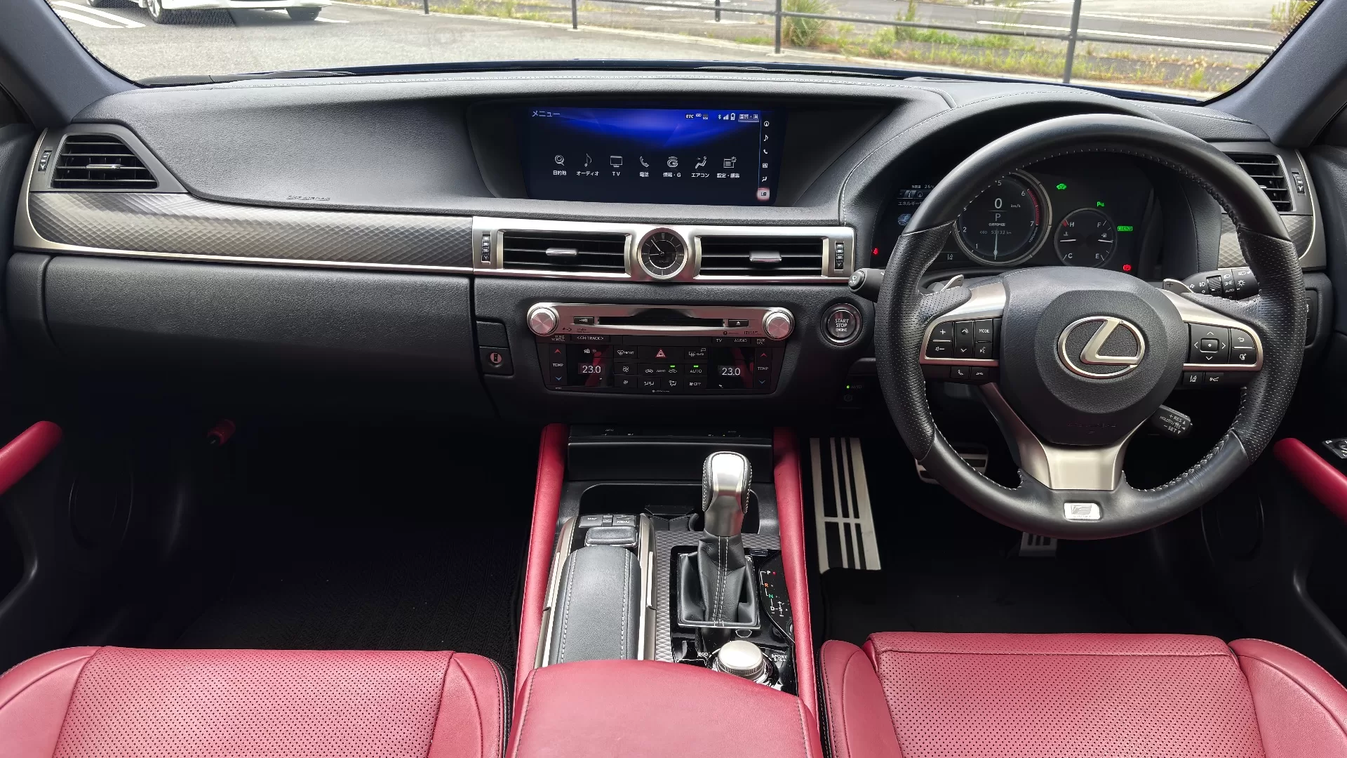 レクサス GS 300h F SPORT 2018年式 ダークローズ インテリア 前席