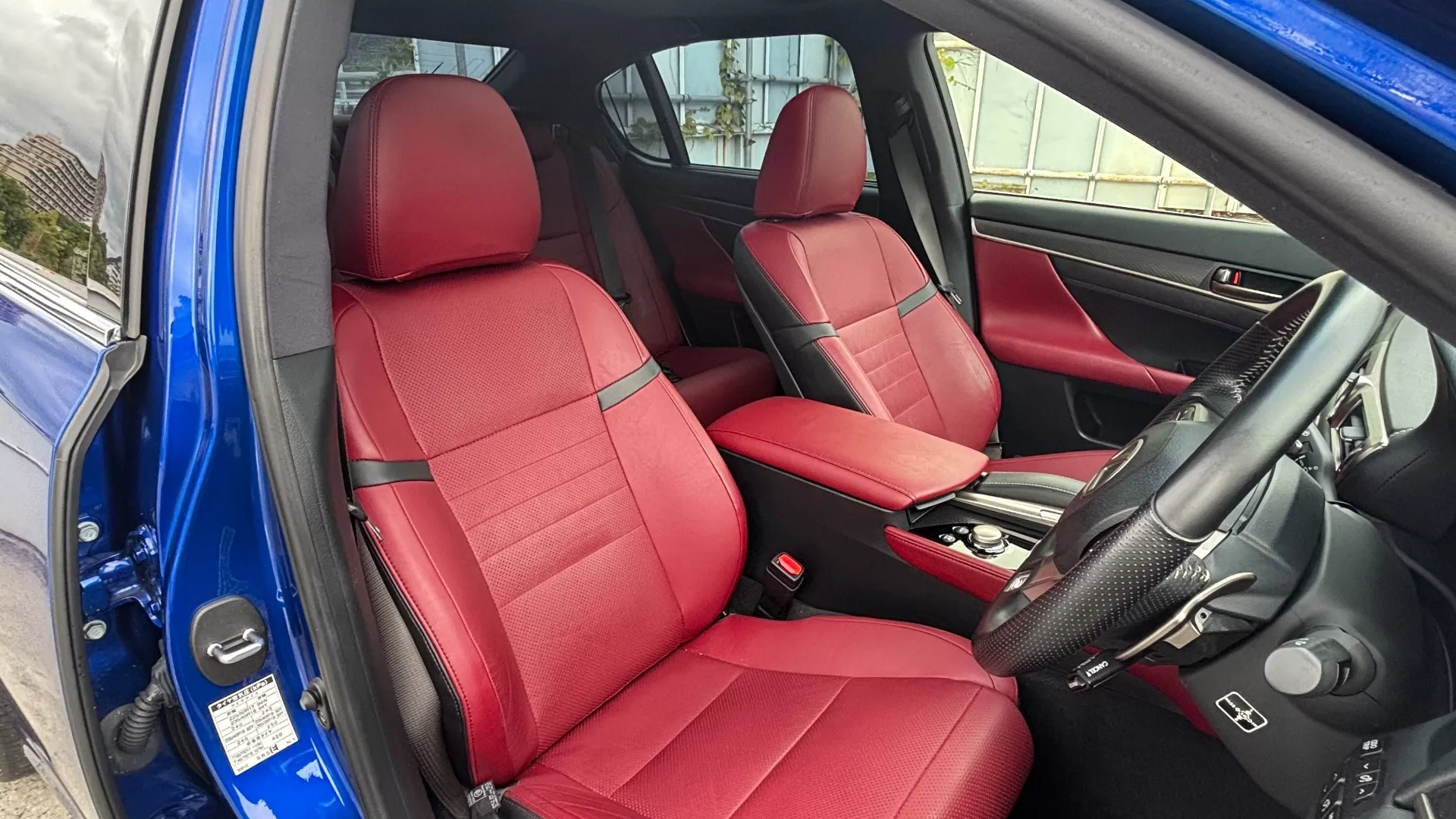 レクサス GS 300h F SPORT 2018年式 ダークローズ インテリア 運転席シート