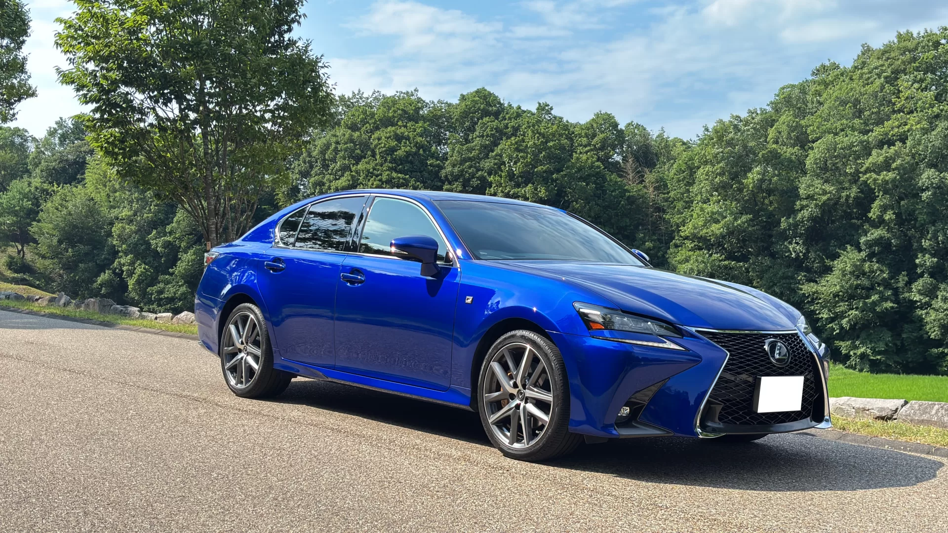 レクサス GS 300h F SPORT 2018年式 ヒートブルーコントラストレイヤリング フロント右斜め