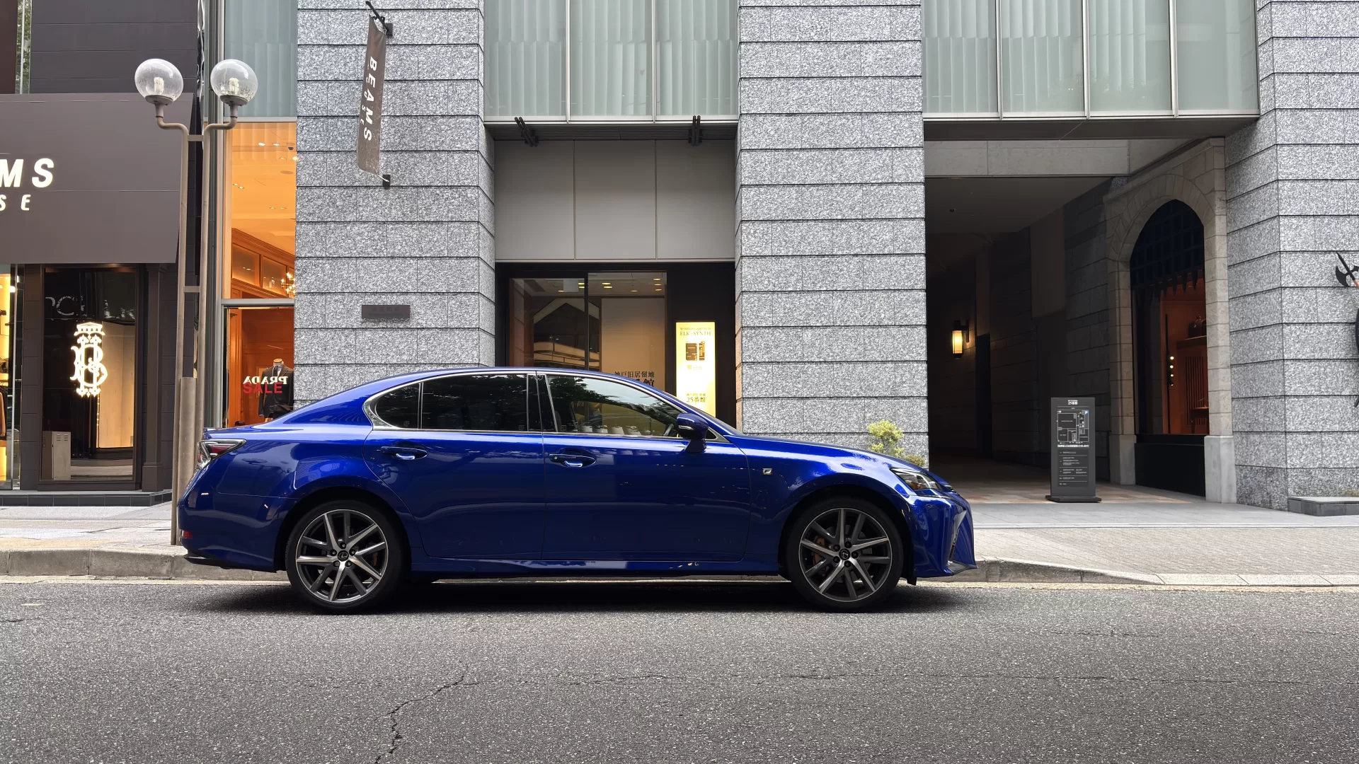 レクサス GS 300h F SPORT 2018年式 ヒートブルーコントラストレイヤリング サイド(右)