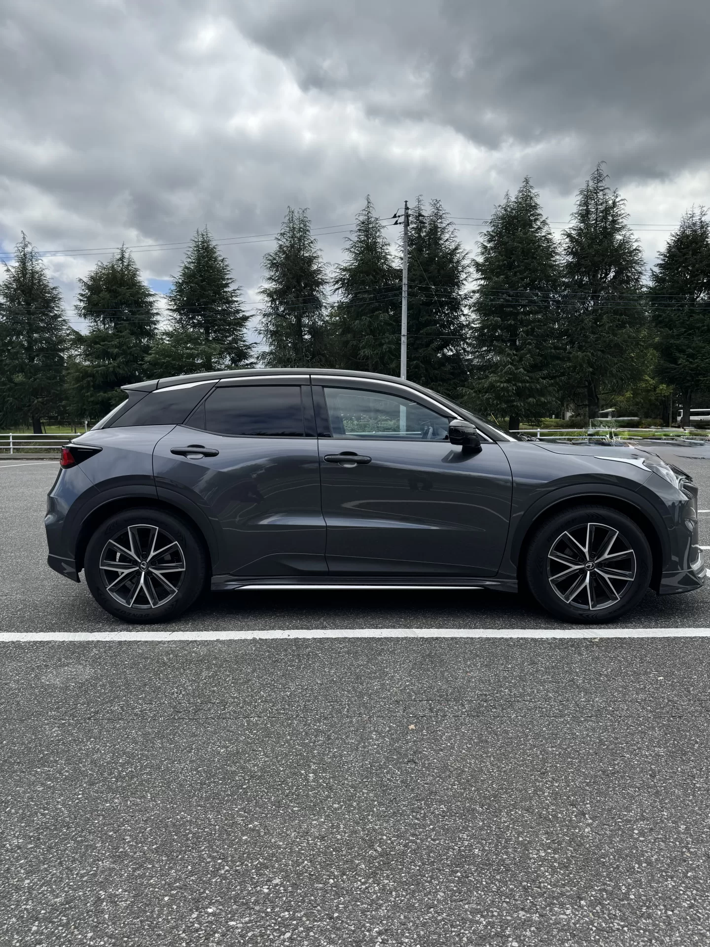 レクサス LBX Cool 2023年式 ソニッククロム＆ブラック MODELLISTA アドバンストラグジュアリーパッケージ(フロントスポイラー・サイドスカート・リヤスカート) サイド(右)