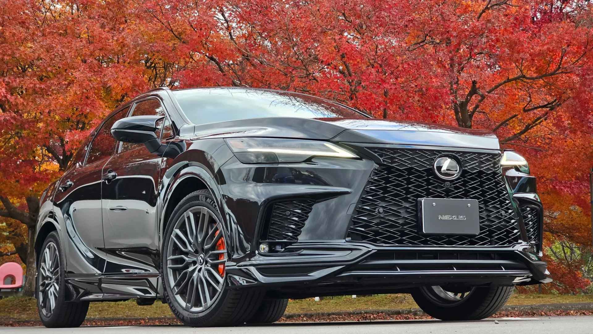 レクサス RX500h F SPORT Performance 2022年11月モデル グラファイトブラックガラスフレーク F SPORT PARTS エアロダイナミクスパッケージ(フロントスポイラー・サイドスカート・スポーツマフラー&リヤディフューザー・エアロダイナミクスミラーカバー・リヤウィング)、F SPORT…