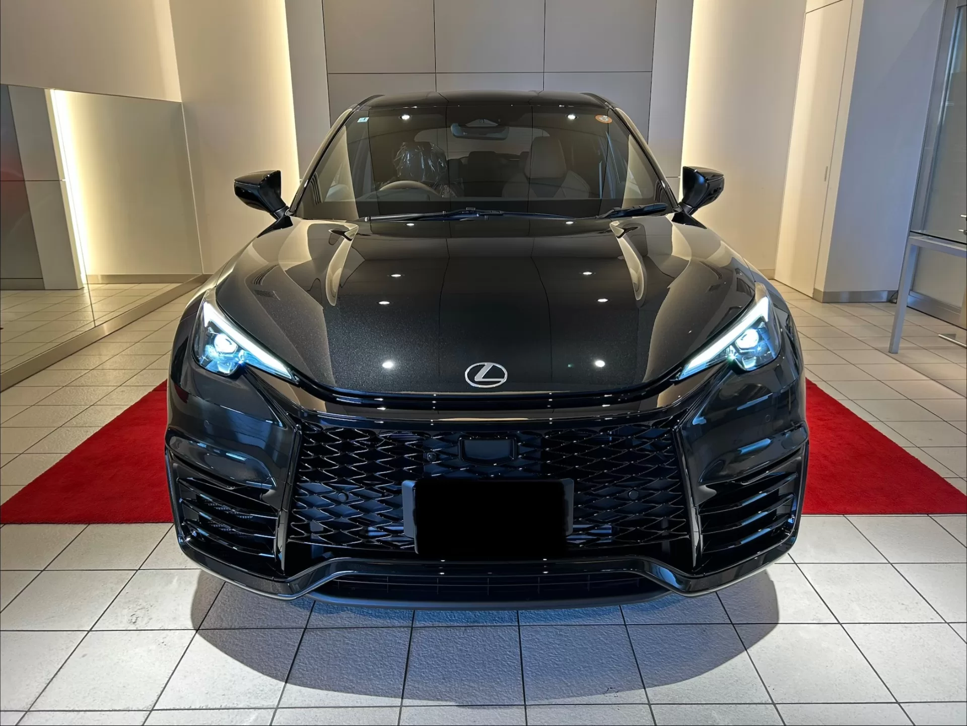 レクサス LBX MORIZO RR Bespoke Build 2024年8月モデル グラファイトブラックガラスフレーク フロント