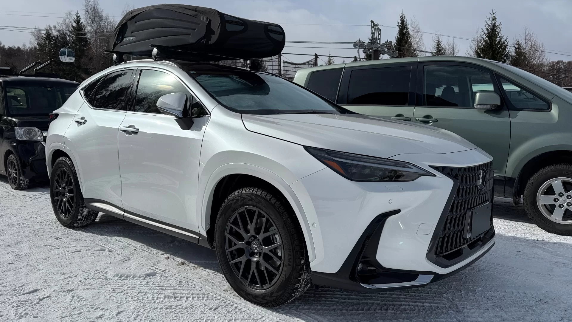 レクサス NX350h version L 2025年式 ソニッククォーツ フロント右斜め