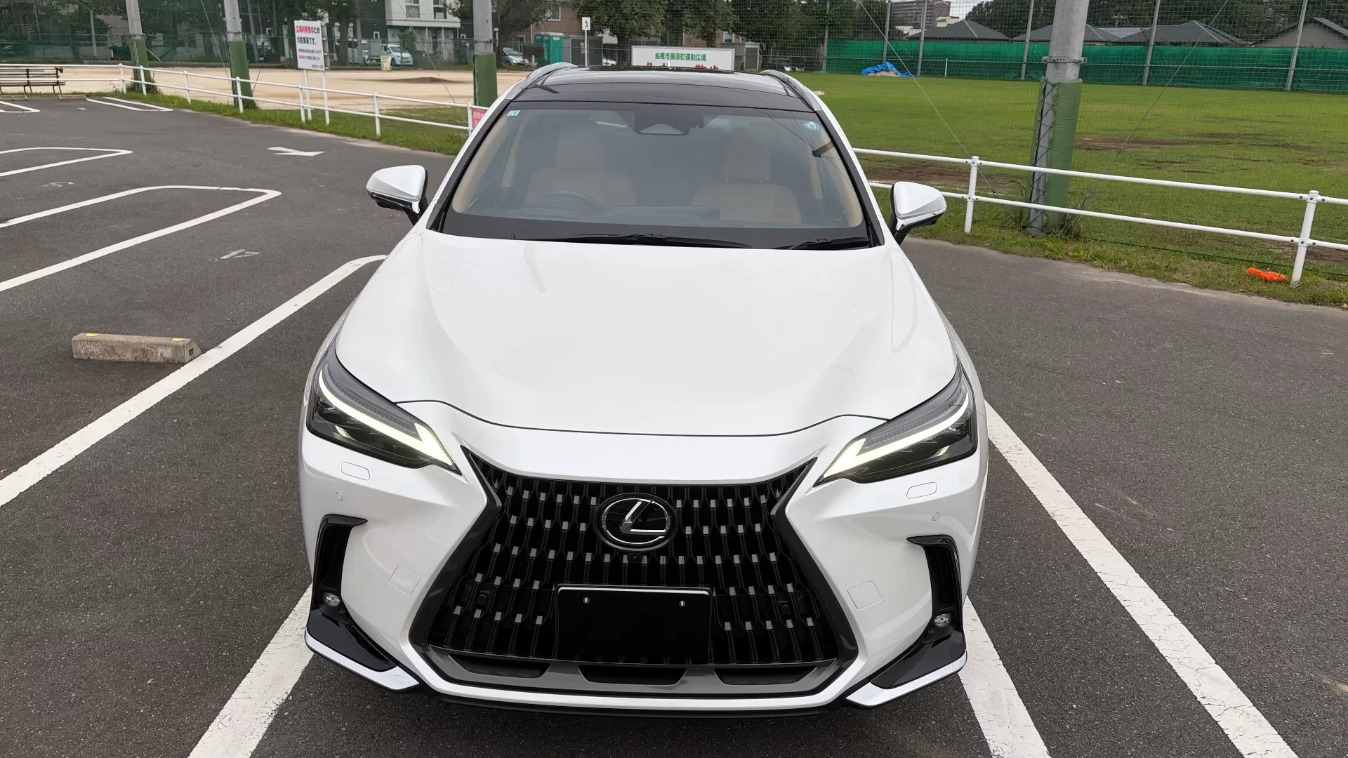 レクサス NX350h version L 2025年式 ソニッククォーツ フロント