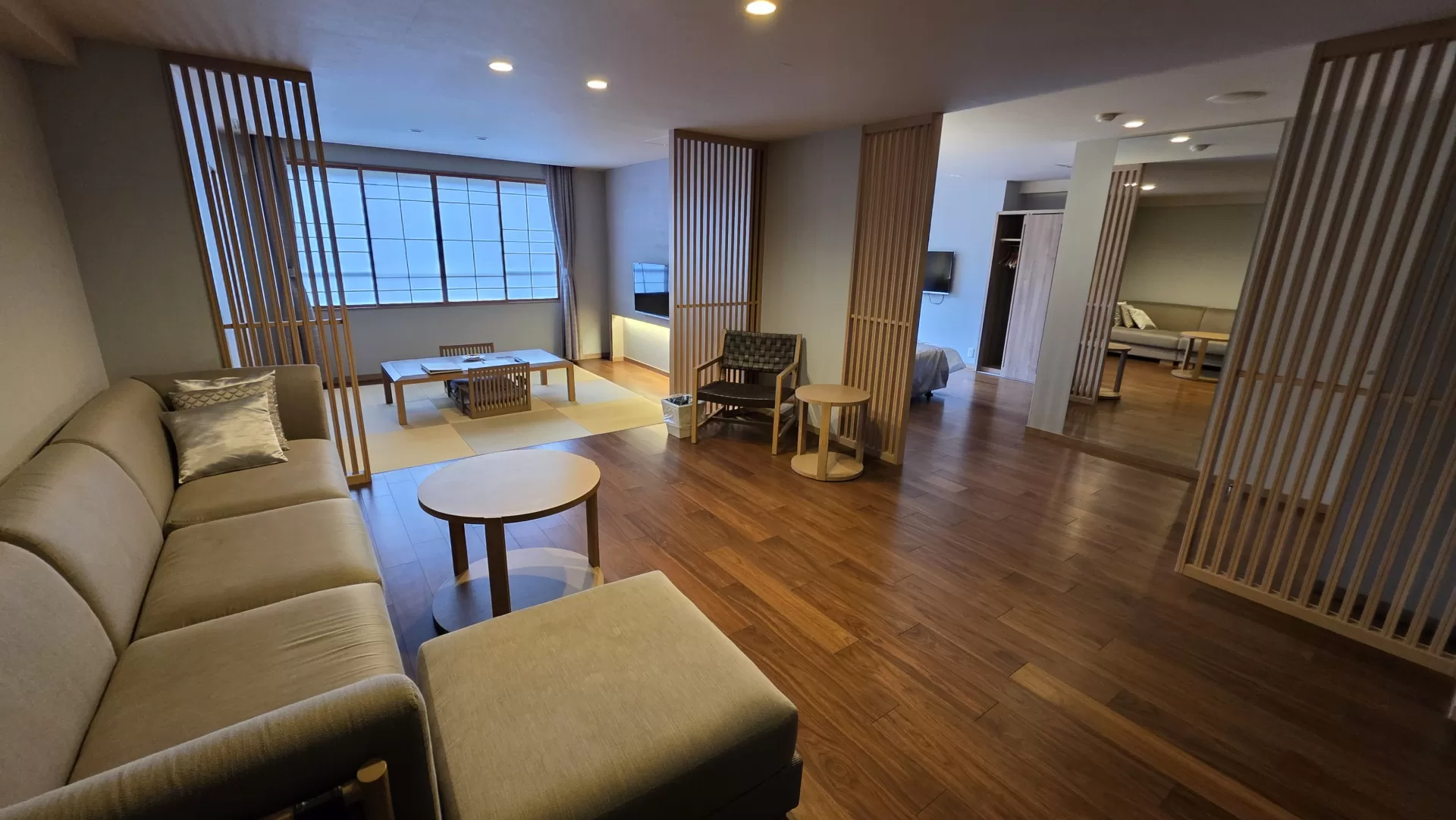 緑の風リゾートきたゆざわ プレミアムルーム お部屋の内観 / プレミアムルーム